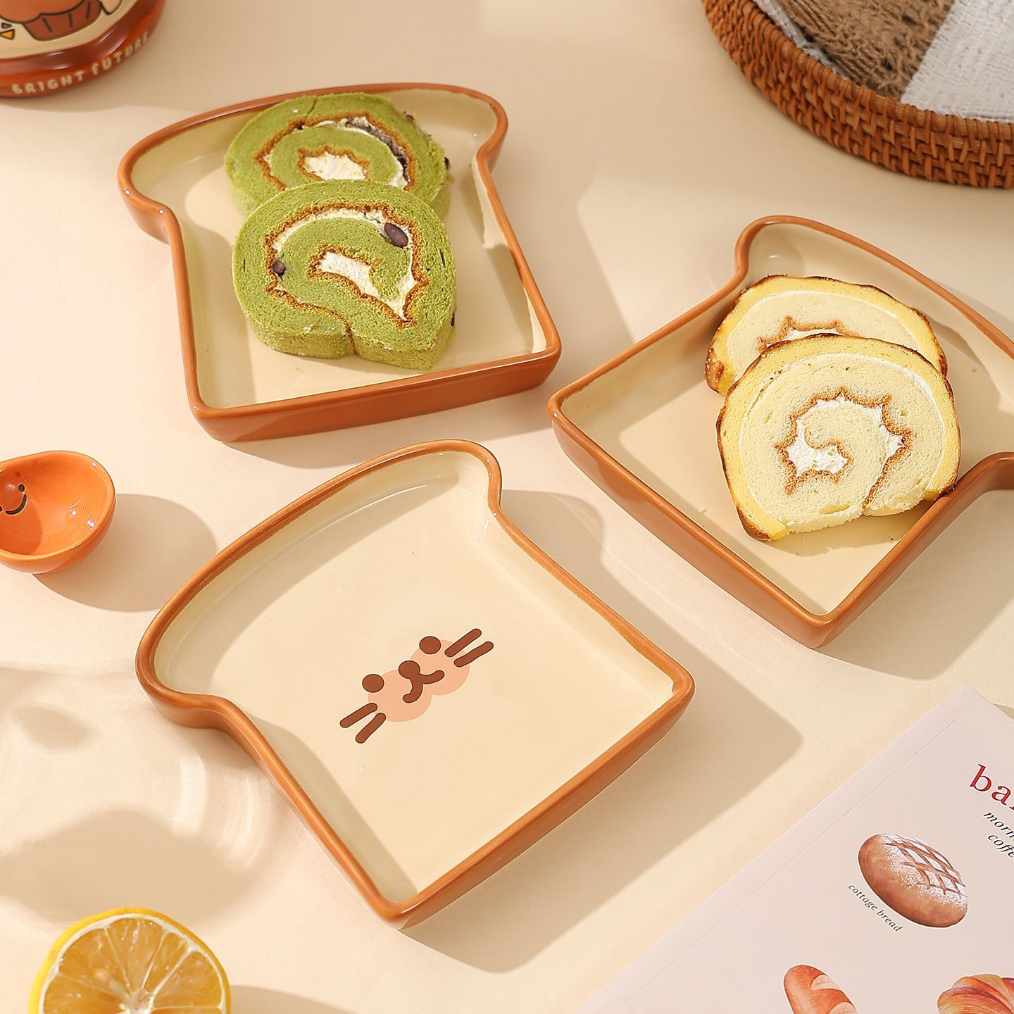 Cute Toast Bread Shaped Cerami - огляд і ціна Kitchen Baking Dishes